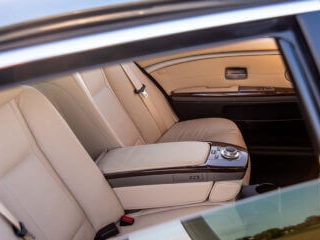 BMW 750 Li Grey interior