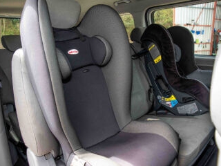 Hyundai 8 Seater People Mover With Child Seats